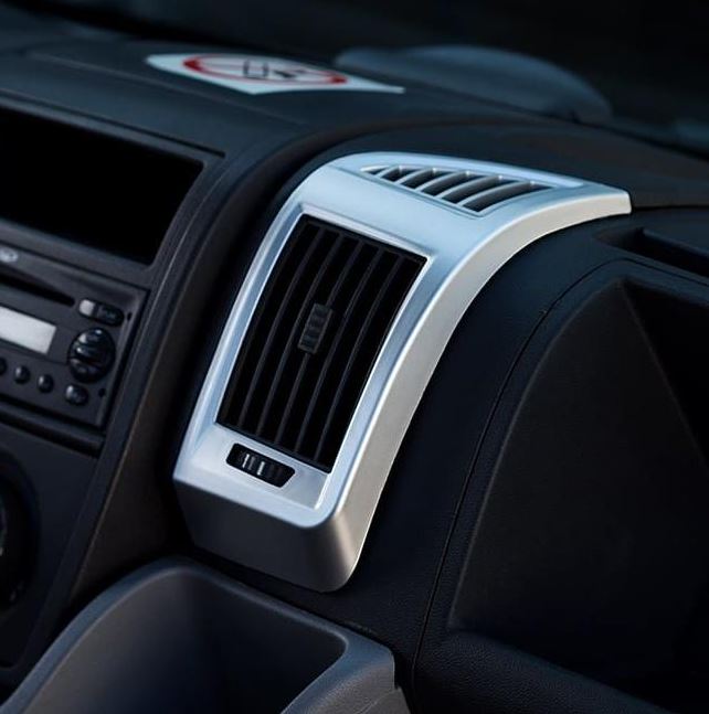 Opel Movano (2006–2023) Dashboard Luftdüsen Blenden Silber – Air Vent / Heater Vent Trims, Set (4 Stück), OEM-Fit