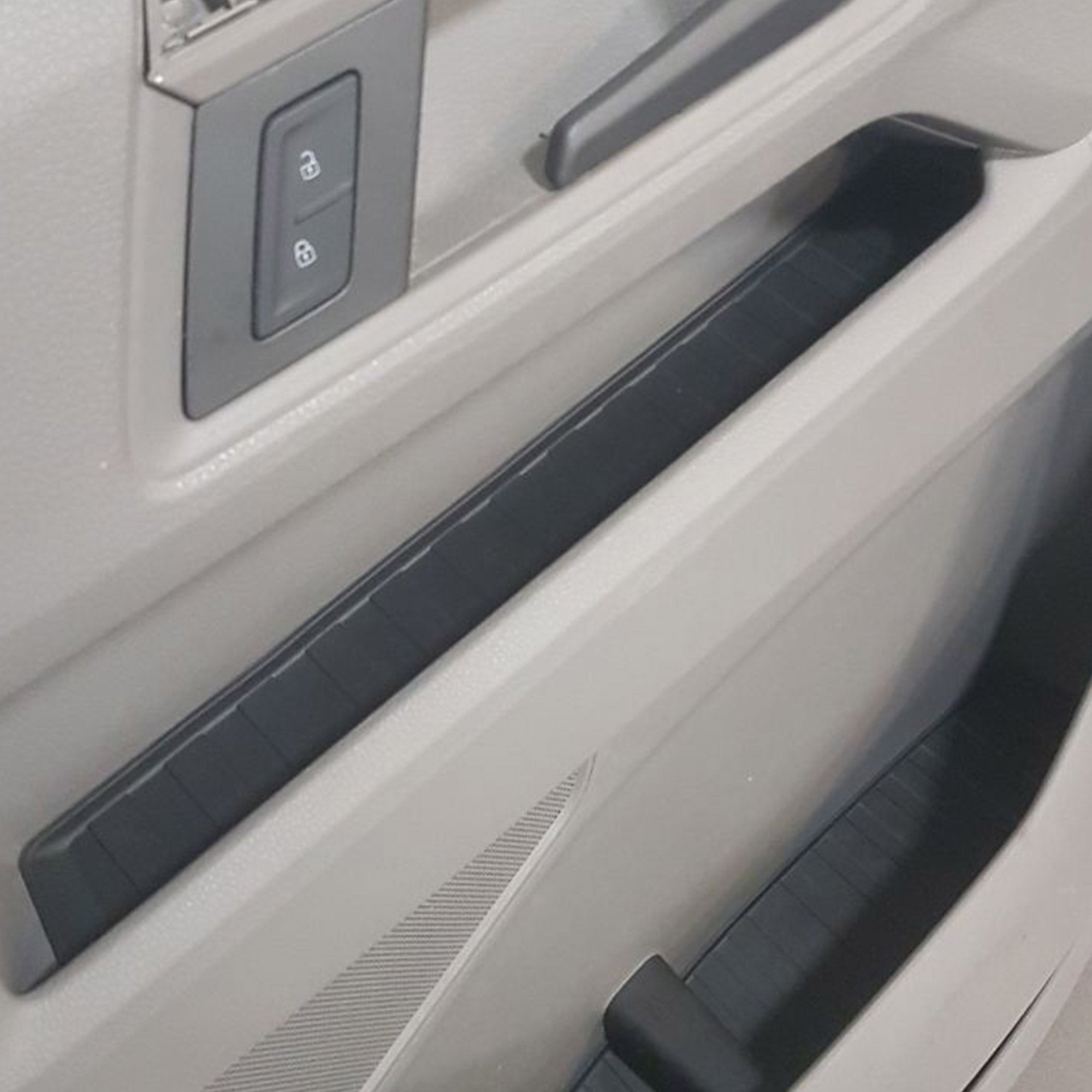 VW Crafter (ab 2018) Türfach-Einlagen Schwarz – Silikon/Gummi Door Pocket Inserts vorn (oben & unten), Set für 2 Türen