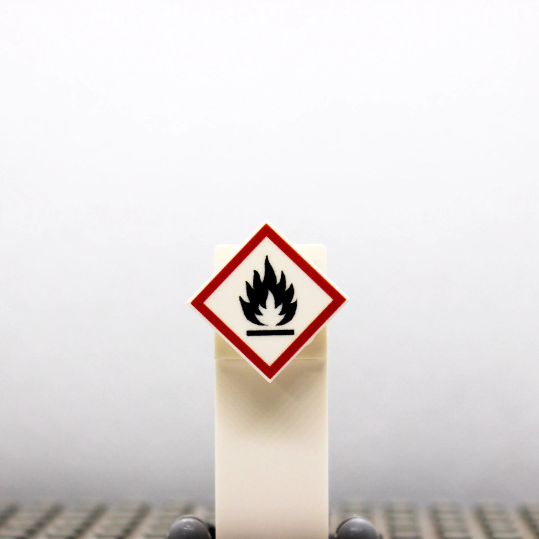 "GHS hochentzündlich" 2x2 Tile