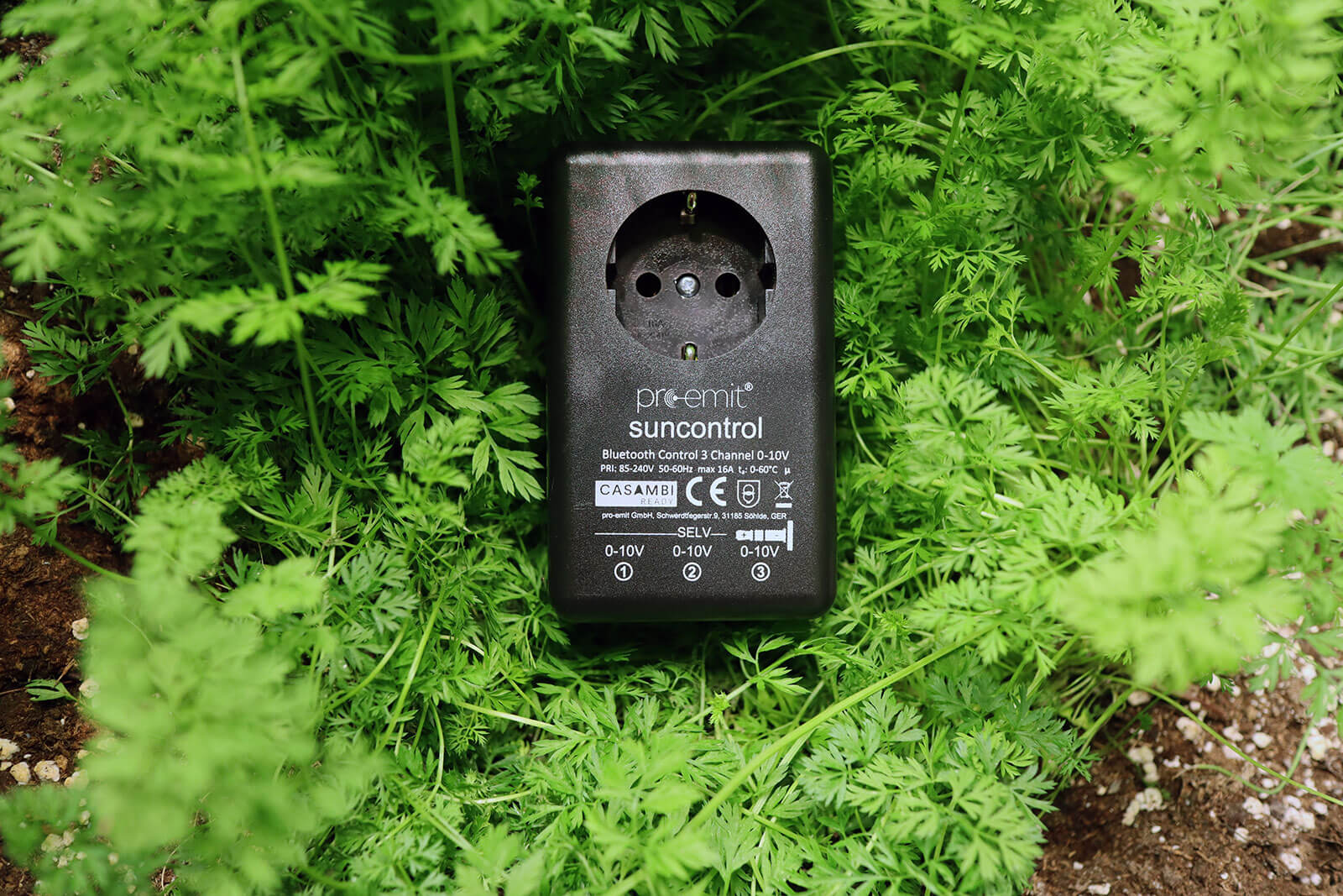 suncontrol – powered by Casambi | Bluetooth-Lichtsteuerung für LED-Growlampen (3× 0–10V, Relais, Timer & Szenen)