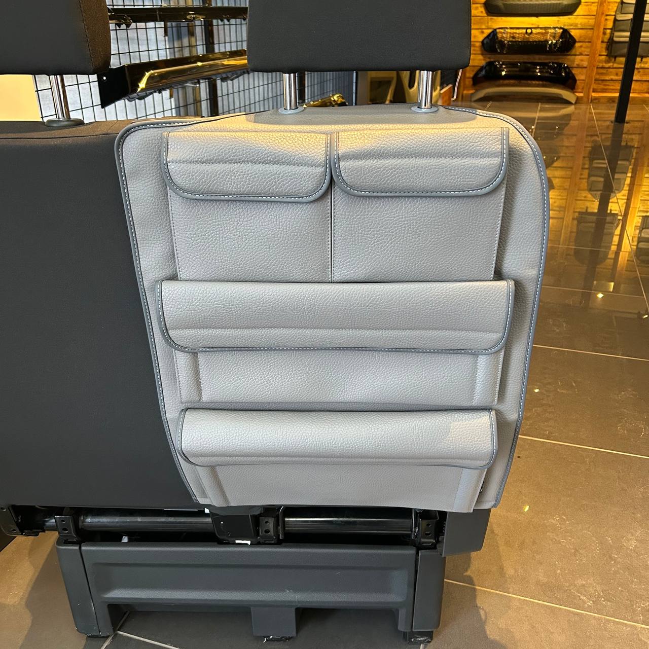 VW Crafter Rücksitz-Organizer Doppelsitz Beifahrer rechts – Dark Grey Leatherette Aufbewahrungstasche