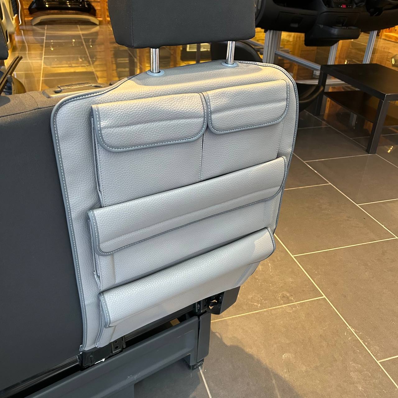 VW Crafter Rücksitz-Organizer Doppelsitz Beifahrer rechts – Dark Grey Leatherette Aufbewahrungstasche
