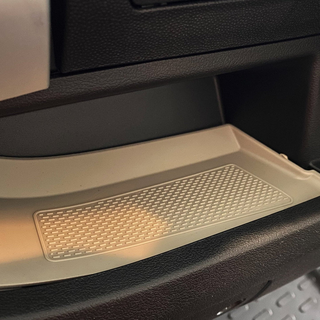 For Opel Movano Lower Dashboard Rubber Inserts/Mats Light Grey LHD