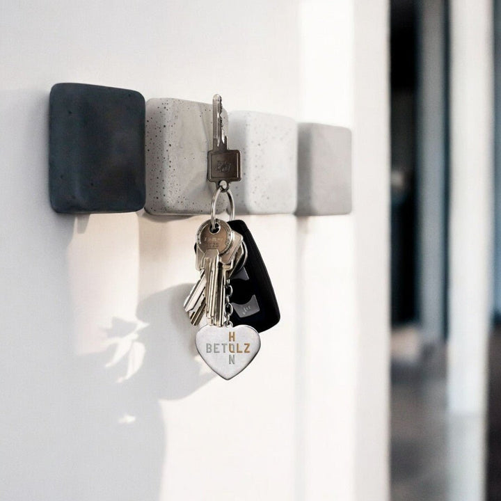 Magnetischer Schlüsselhalter HAMO (4er Set) – extra starke Magnete für Schlüsselringe, modernes Design für Flur & Eingang