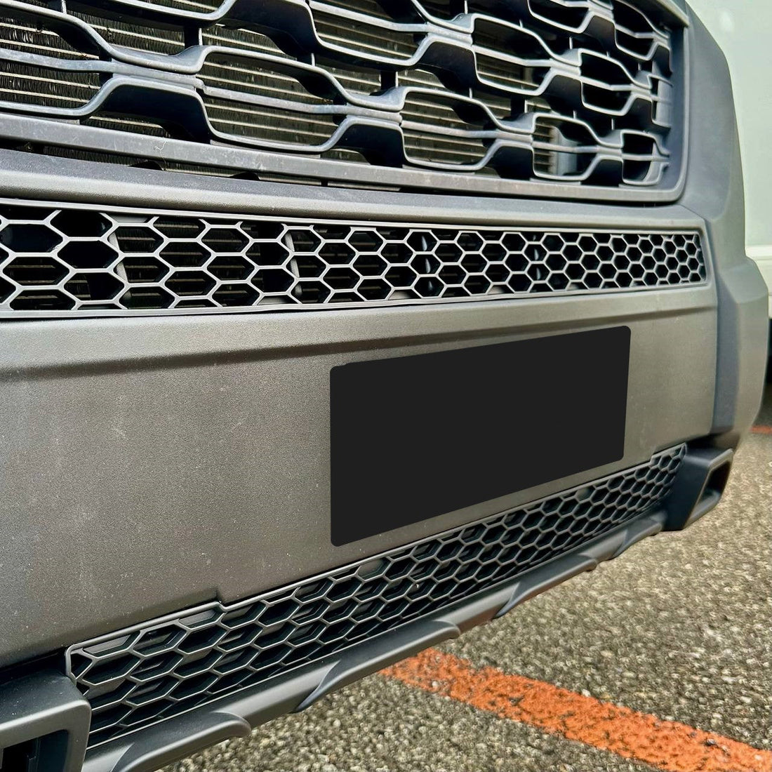 Fiat Ducato Untere Stoßstangen-Grill Wabengitter (Honeycomb) – Matt Schwarz, ABS, Direkt-Ersatz