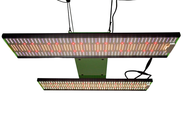 pro-emit Club – LED-Pflanzenlampe mit 3-Kanal-Steuerung, IP65 & 3,03 µmol/J