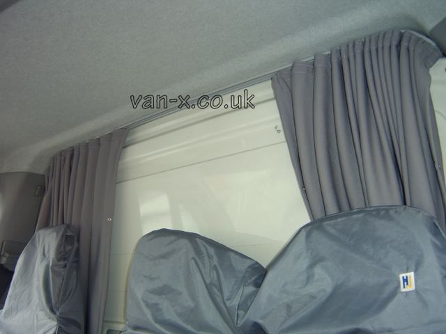 Peugeot Boxer Maxi-Cab Trennvorhang Kit – Cab Divider Curtain, Privacy Vorhang inkl. Alu-Schienen, 3 Farben