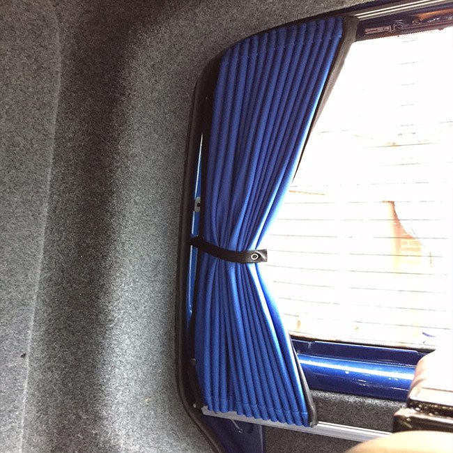 VW T5 Premium 2 x Seitenfenster Vorhänge – Van-X Blackout Curtains