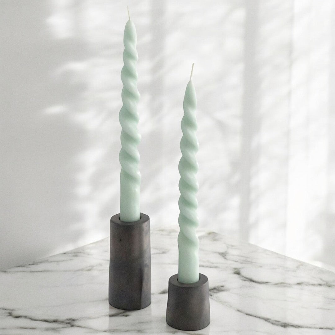 Stabkerzenhalter STELLA (2er Set) – Minimalistische Kerzenständer aus Beton in Grau & Anthrazit, handgemacht